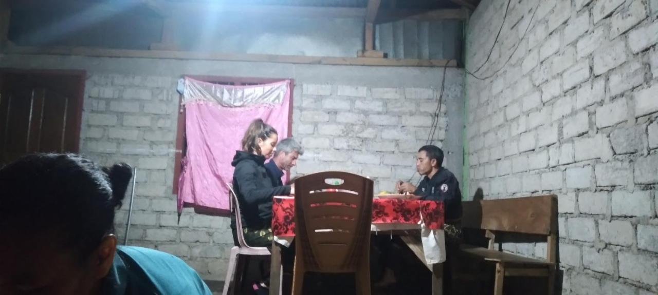 Karleta Homestay Ruteng Eksteriør bilde