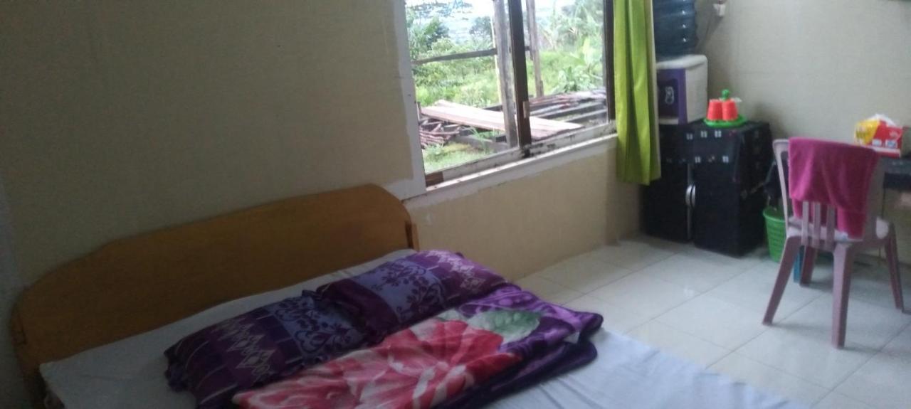 Karleta Homestay Ruteng Eksteriør bilde
